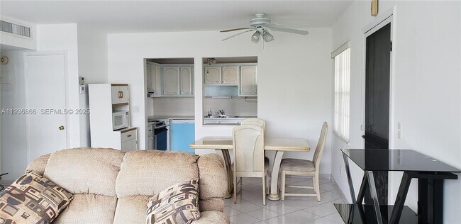 Building Photo - 1450 Atlantic Shores Blvd