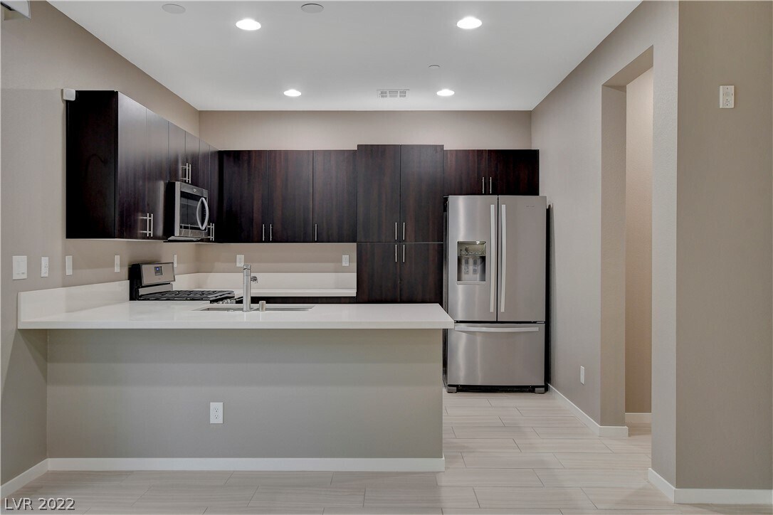 11230 Hidden Peak Ave Unit 210, Las Vegas, NV 89135 Condo for Rent in