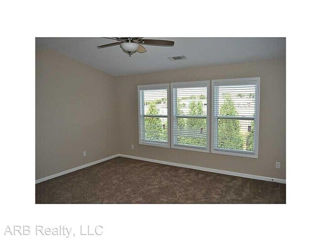 Building Photo - 3 br, 2 bath House - 2162 Executive Drive