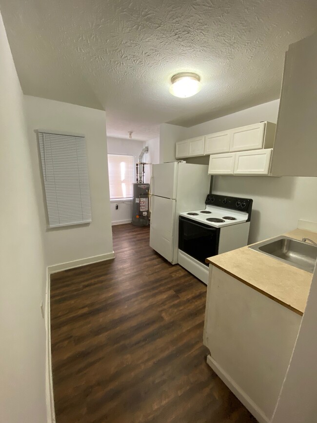 Foto del edificio - 664 S Wheatland Ave