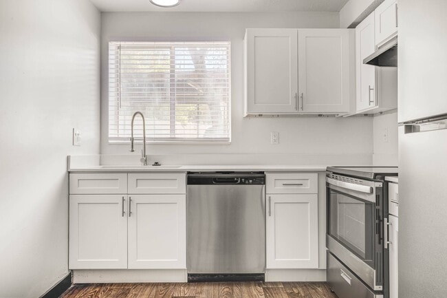 Foto del edificio - The Pointe at Northridge