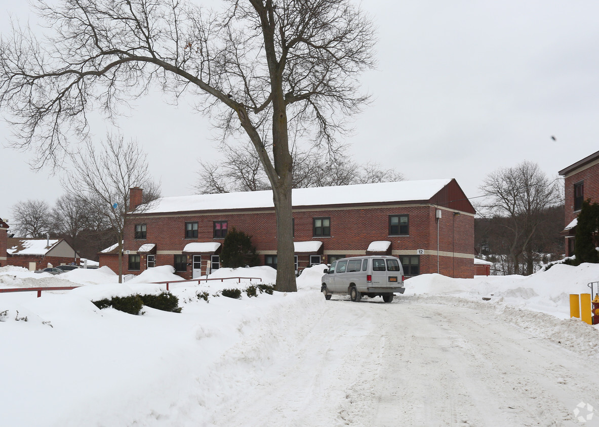 Primary Photo - Municipal Housing Authority