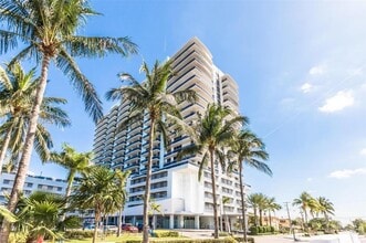 Building Photo - 7901 Hispanola Ave