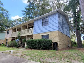 Building Photo - 2207 SW 39 Dr