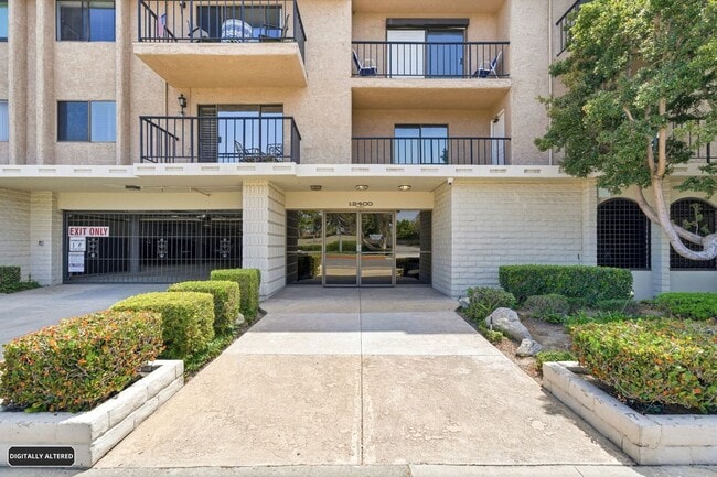 Building Photo - 12400 Montecito Rd