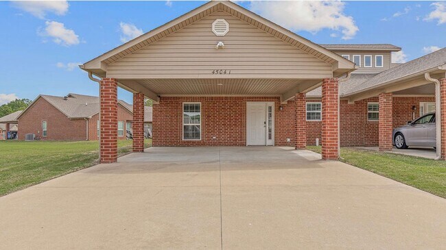 Building Photo - 4504 Regina Ct