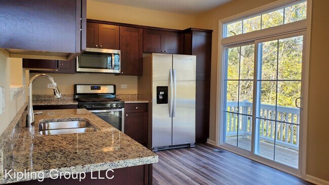 Foto del edificio - 3 br, 2 bath House - 360 Tall Tree Lane