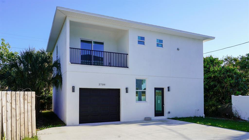 Foto principal - 2738 16th Ave N