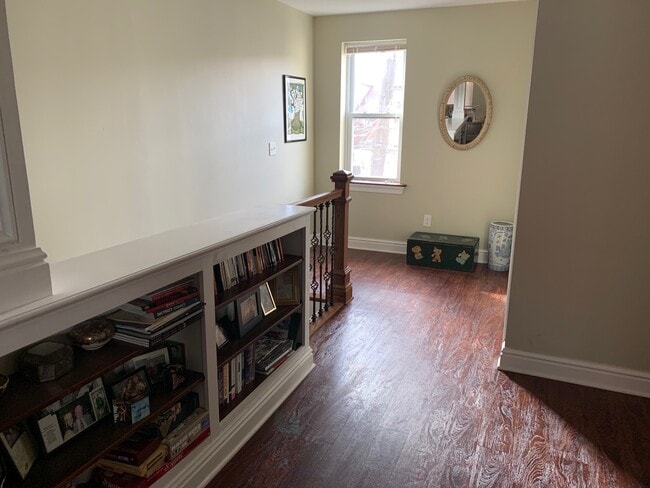 Photo - 5118 Dresden Way House