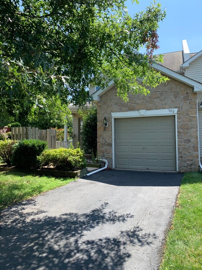 108 Galway Cir, Chalfont, PA 18914 Townhome Rentals in Chalfont PA