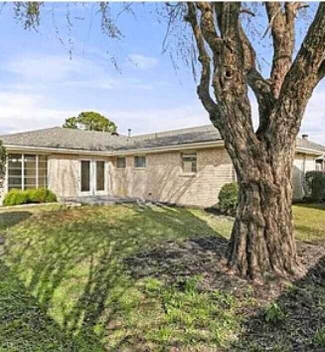 Building Photo - Your New Home!