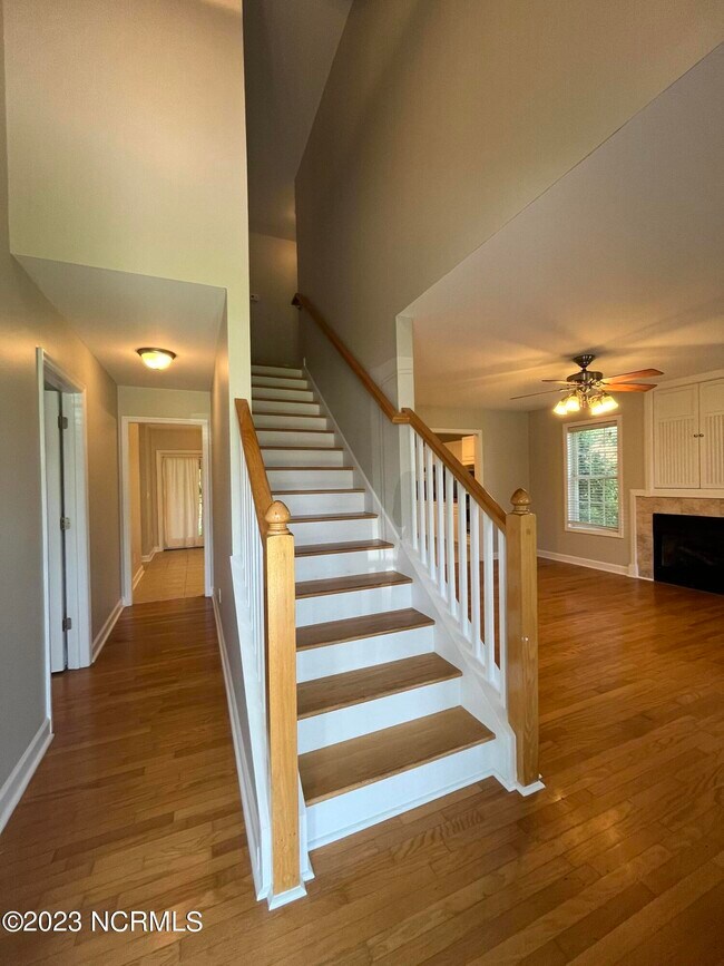 Building Photo - 118 Owens Dr