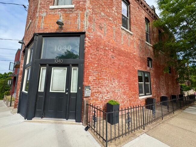Building Photo - 1040 Missouri Ave