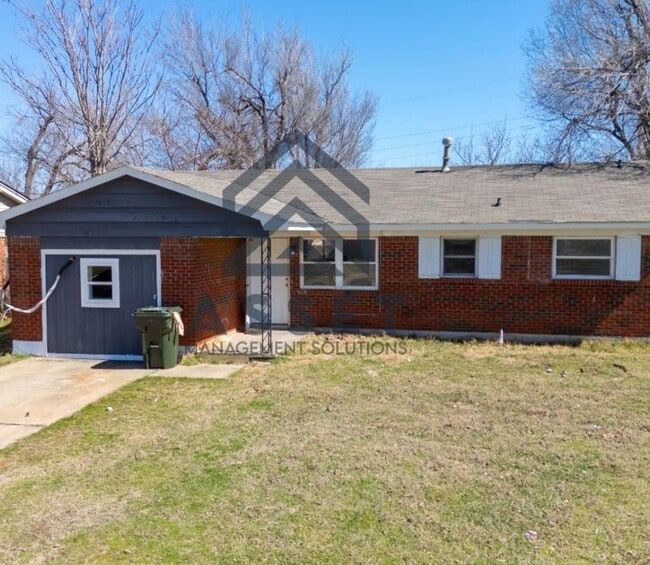 Building Photo - Lovely 4 Bed 1.5 Bath!!