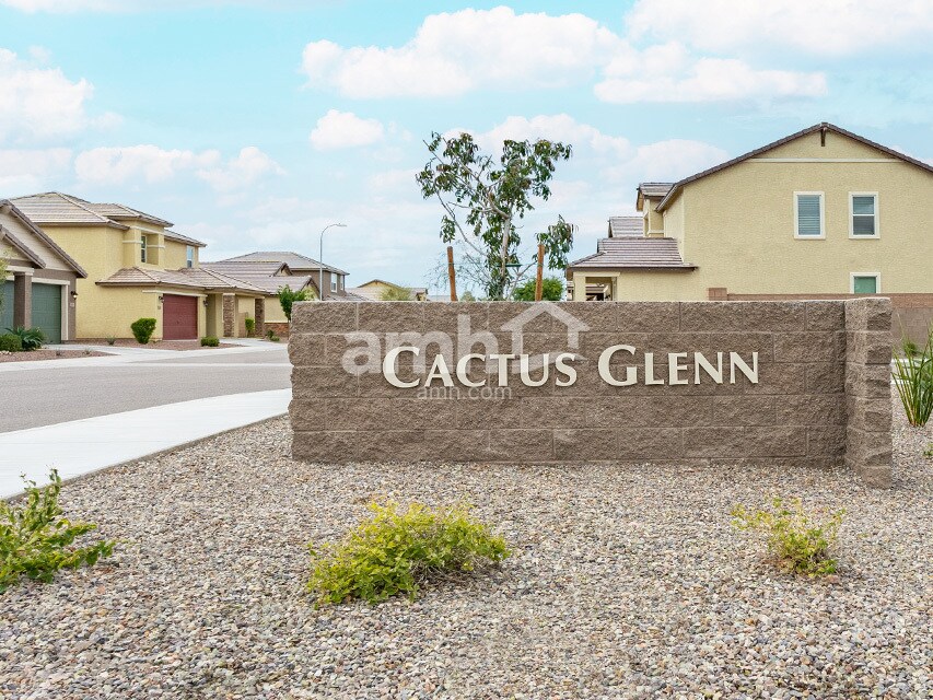 Foto del edificio - 5969 W Larkspur Dr