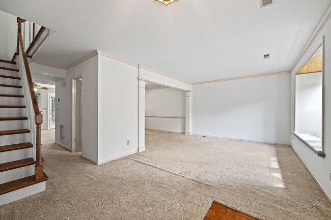 Foto del edificio - 3203 Gateway Cir