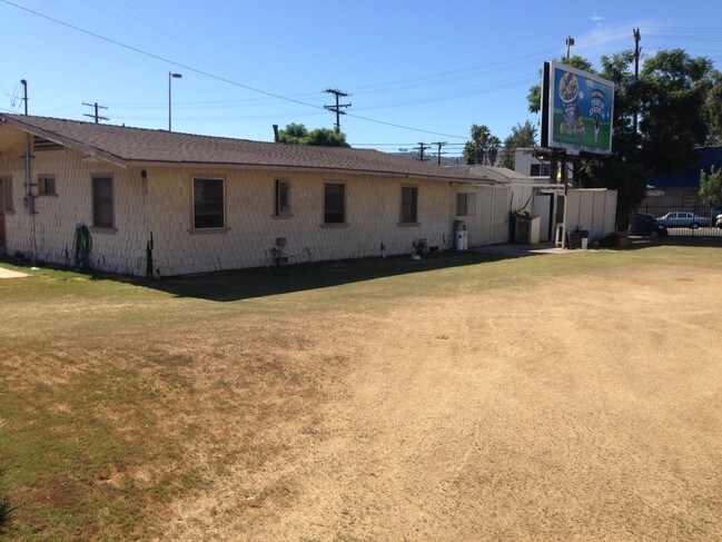 Building Photo - 1306 S Glendale Ave