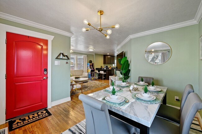 Foto del edificio - 980 E Bryan Ave