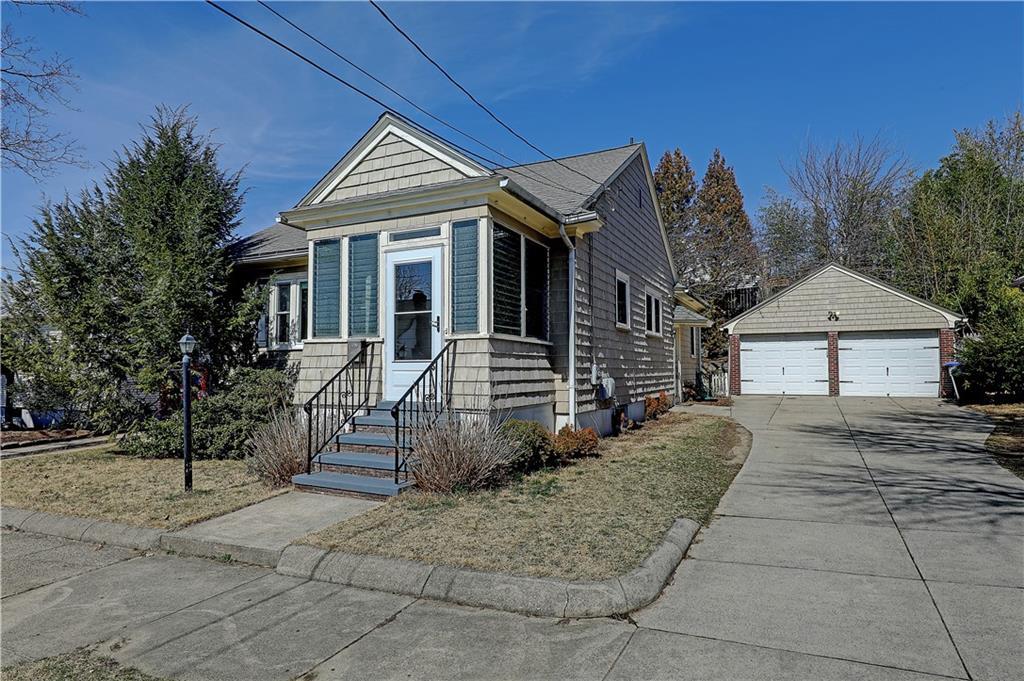 Primary Photo - 157 Sandringham Ave