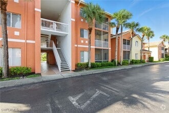 Building Photo - 6400 Aragon Way