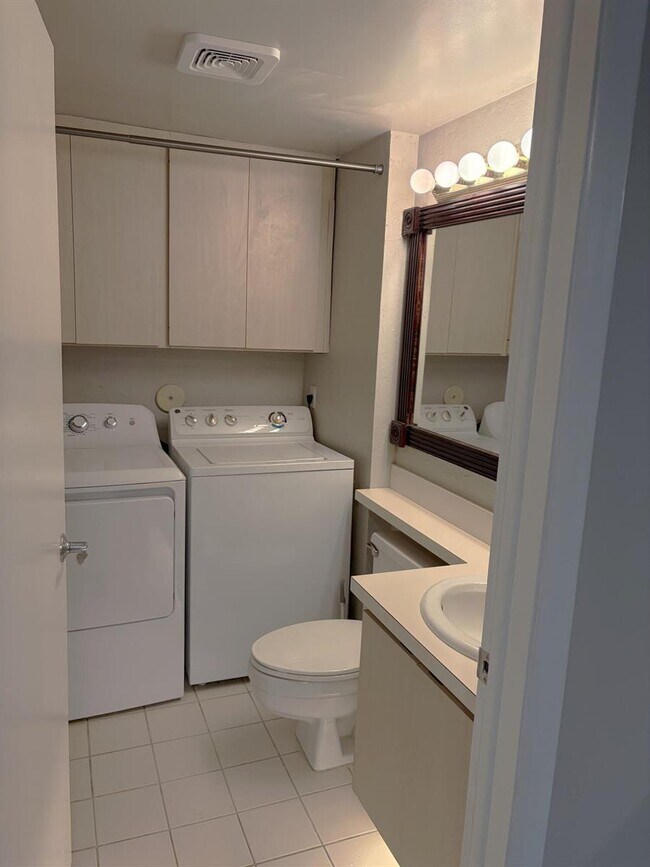 Foto del edificio - 5404 Wheatley Ct