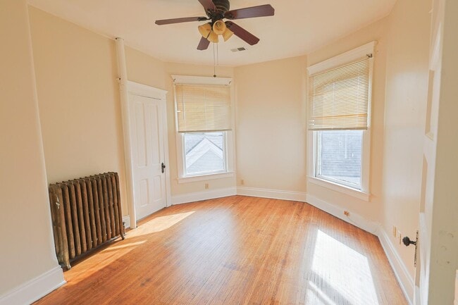 Photo - 1322 E Spring St Apartment