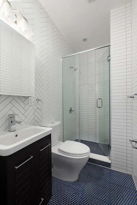 Building Photo - 223 Mott St