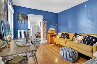 Building Photo - 607 N Cayuga St