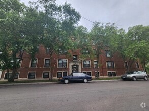 Building Photo - 307 E 50th St