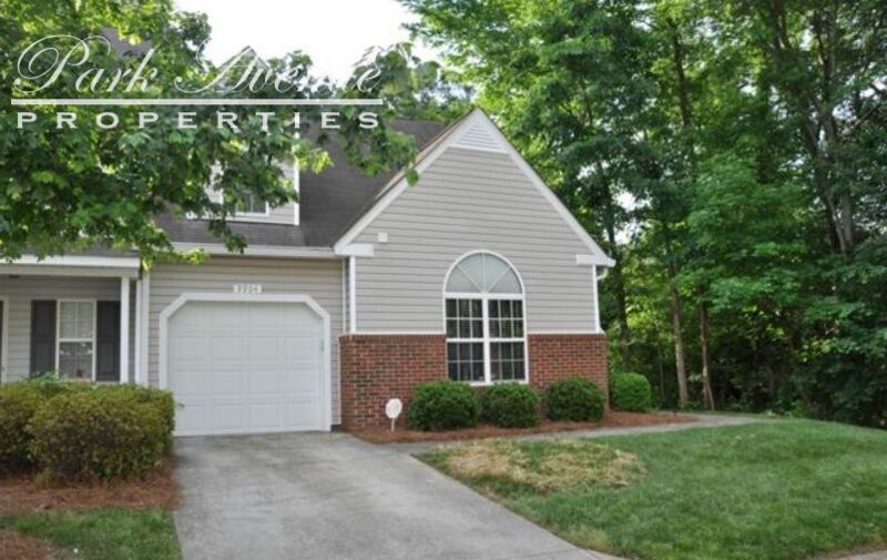 9904 Birch Knoll Ct, Charlotte, NC 28213 Townhome Rentals in
