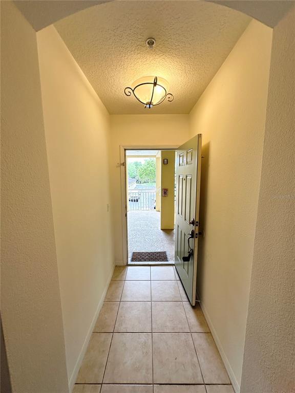 Building Photo - 900 Canopy Walk Ln