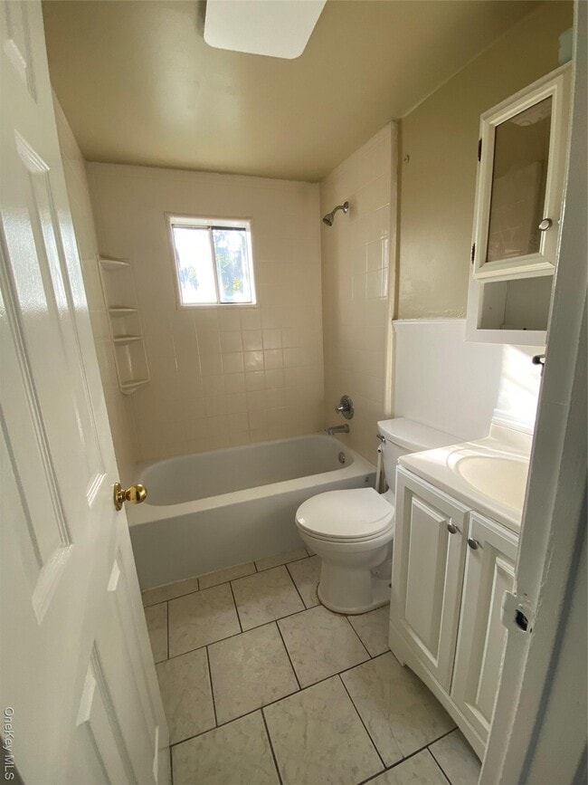 Foto del edificio - 18 Third Ave