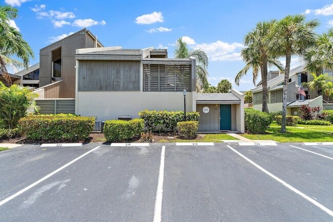 Photo - 1605 S US HIGHWAY 1 Unit Sl 6e Apartment