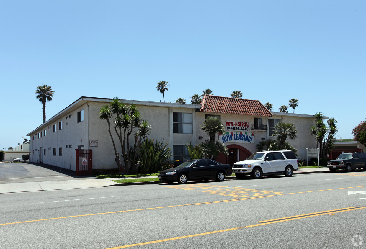 Building Photo - Villa Monterey Apartments