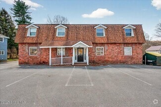 Building Photo - 455 Maple Ave