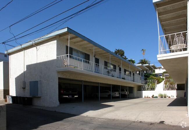 Foto del edificio - 126-130 Loma Vista St