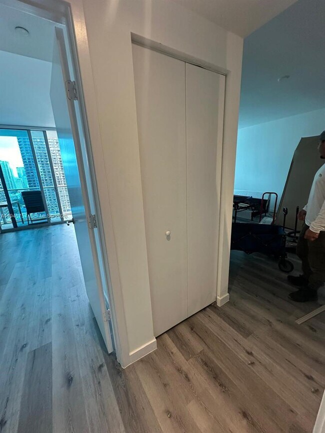 Foto del edificio - 1100 S Miami Ave