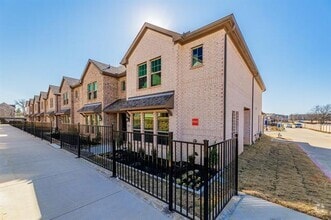 Building Photo - 914 Cotton Gin Ln