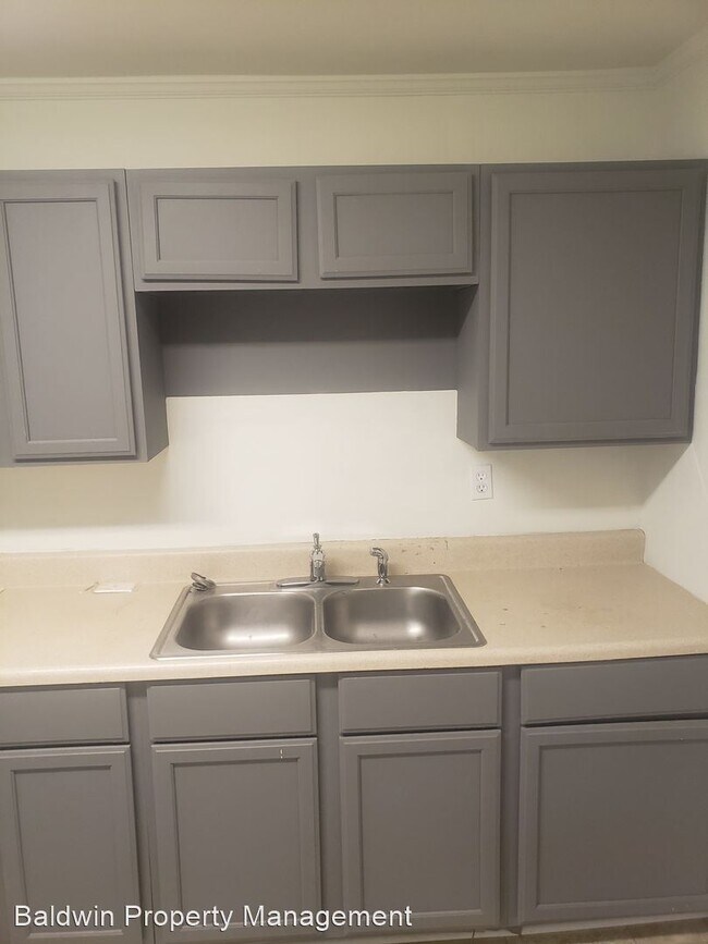 Foto del edificio - 2 br, 1 bath House - 570 MISSION ROAD