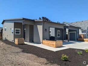Building Photo - 3696 Babcock Ln