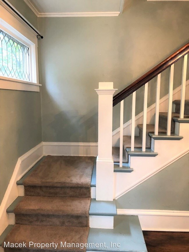 Foto del edificio - 4 br, 2 bath House - 1026 5th Ave North