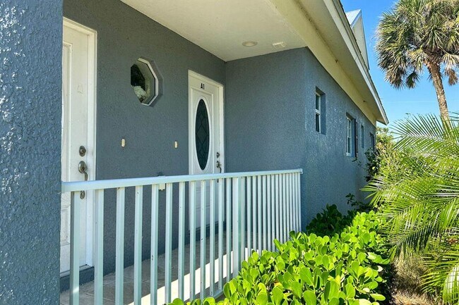 Building Photo - 210 Rotonda Blvd W