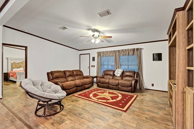 Foto del edificio - 271 Shoreline Dr