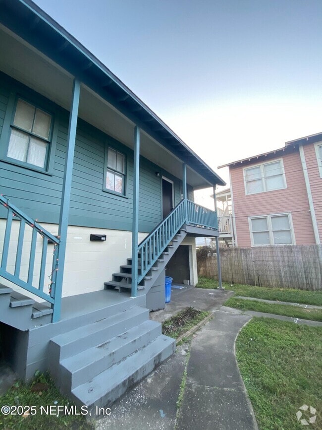 Building Photo - 2354 Forbes St