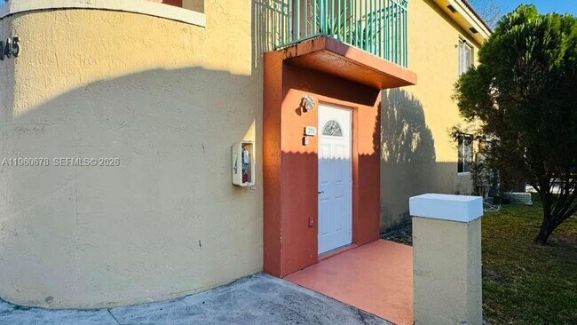 Foto del edificio - 7045 NW 173rd Dr