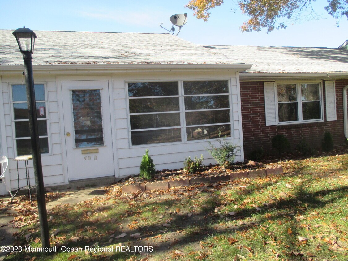 Primary Photo - 40D Cambridge Ct