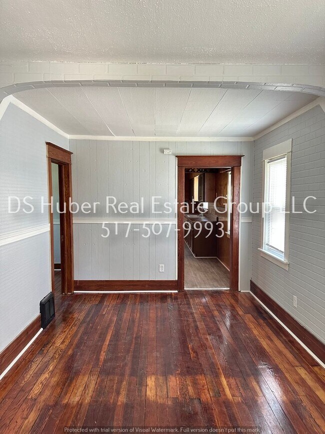 Building Photo - 1505 Redwood St