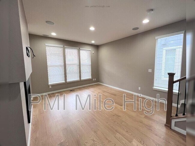 Foto del edificio - 4100 Albion St