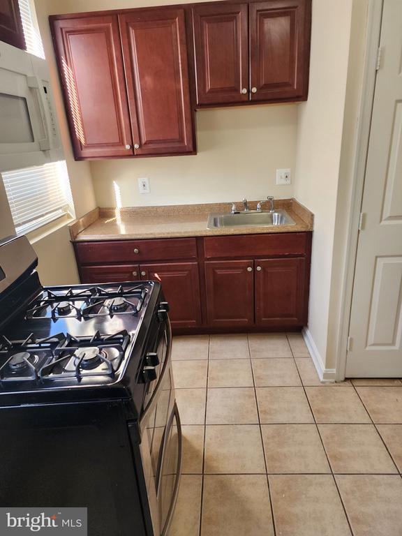 Building Photo - 2018 McCulloh St