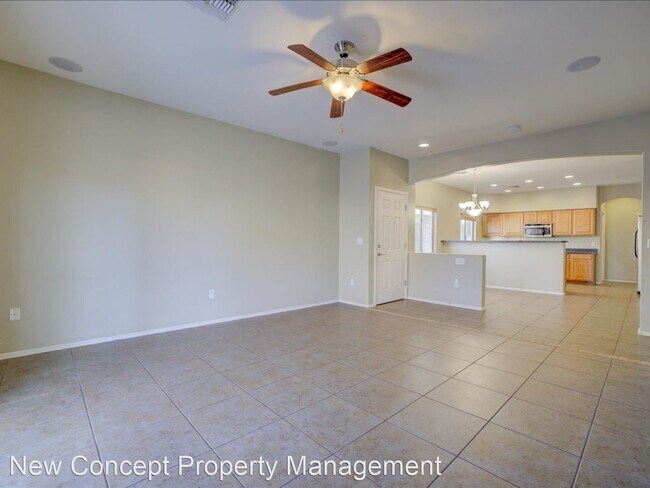 Building Photo - 3 br, 2 bath House - 7573 E. Majestic Palm...